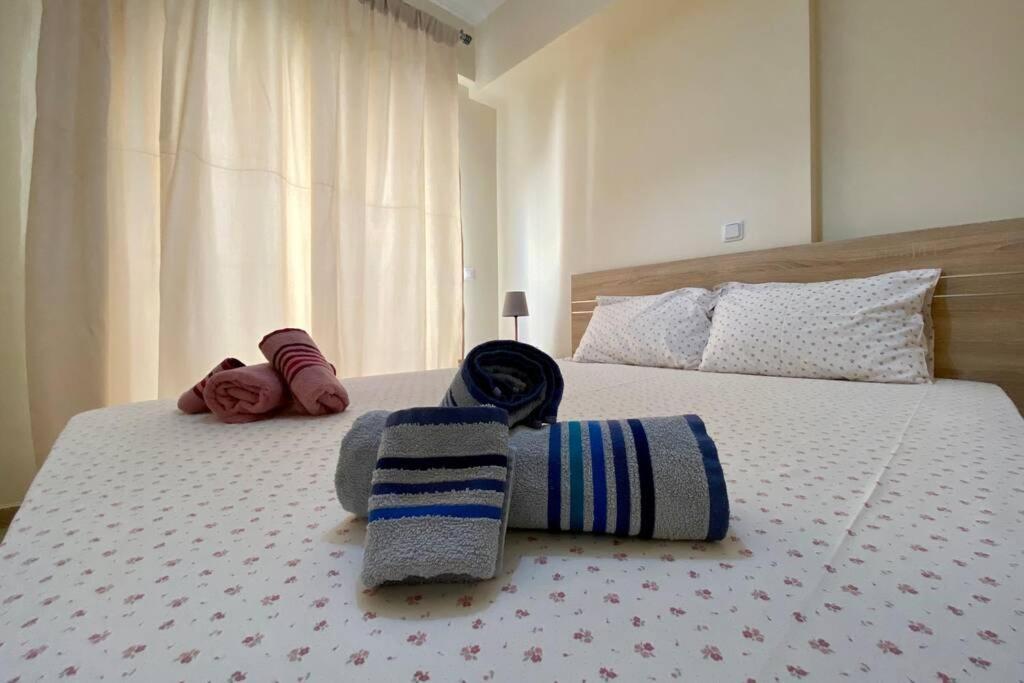 Nikitas' Apartment By The Tube Athena Bagian luar foto
