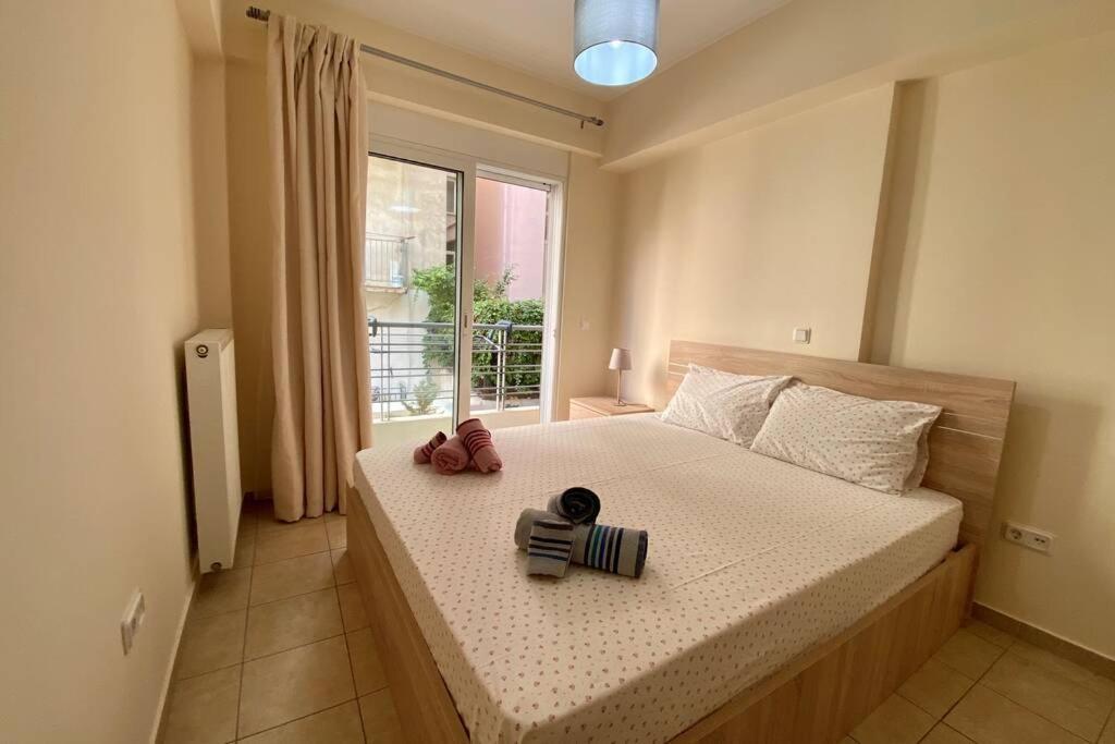 Nikitas' Apartment By The Tube Athena Bagian luar foto